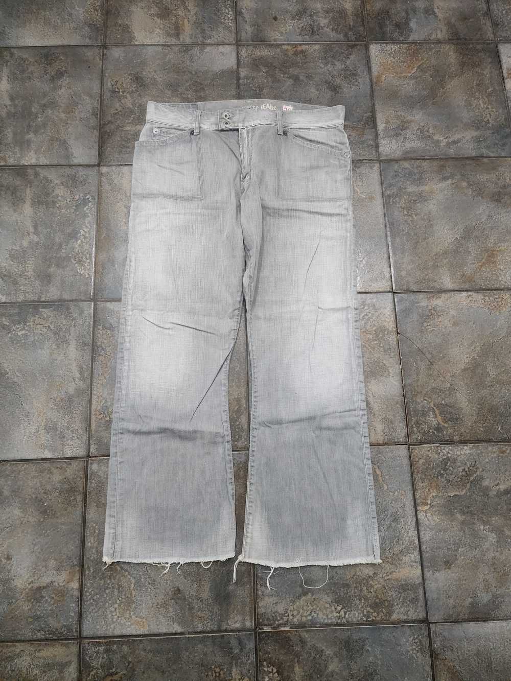 Vintage Y2K Guess Men's 38x31 Baggy Wide-Leg Designer Streetwear Denim Jeans